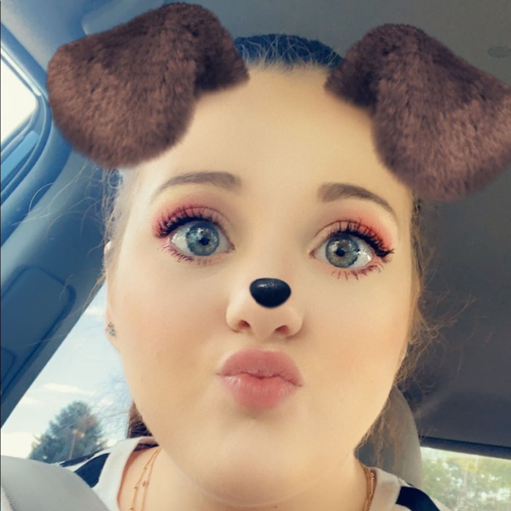 Meet your Posher, Maddy